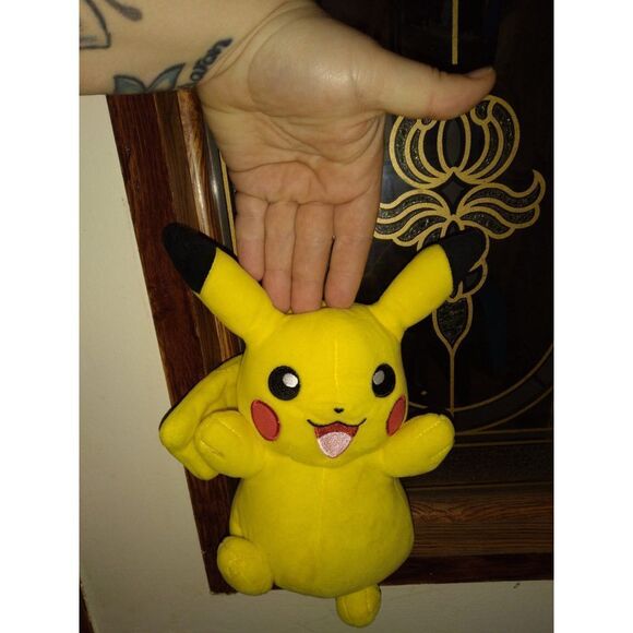 Pokemon 8" Eevee & Pikachu Plush 2-Pack - Officially Licensed - Let's Go Starte - Picture 8 of 15